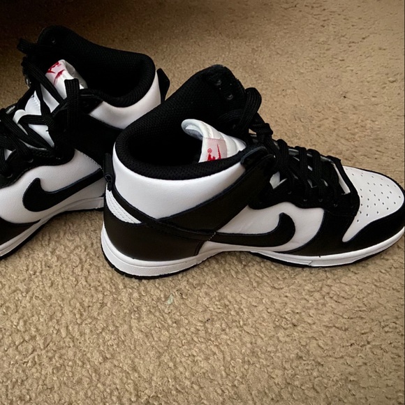 Panda Dunks - Picture 2 of 11